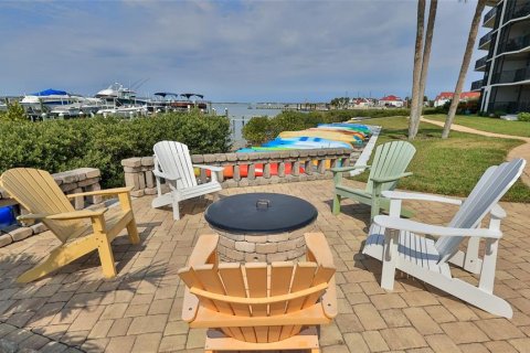 Condo in New Smyrna Beach, Florida, 2 bedrooms  № 1869247 - photo 20