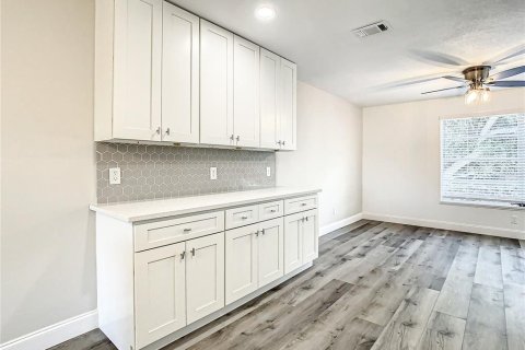Copropriété à vendre à Clearwater, Floride: 2 chambres, 102.19 m2 № 1551661 - photo 8