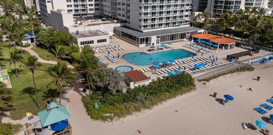 Condo à Sunny Isles Beach, Floride, 1 chambre № 1850368
