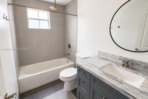Townhouse in Sunrise, Florida 2 bedrooms, 95.5 sq.m. № 2282099 - photo 9