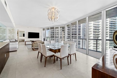 Copropriété à louer à Miami, Floride: 2 chambres, 139.35 m2 № 2152583 - photo 6