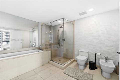 Copropriété à louer à Miami, Floride: 2 chambres, 139.35 m2 № 2152583 - photo 17