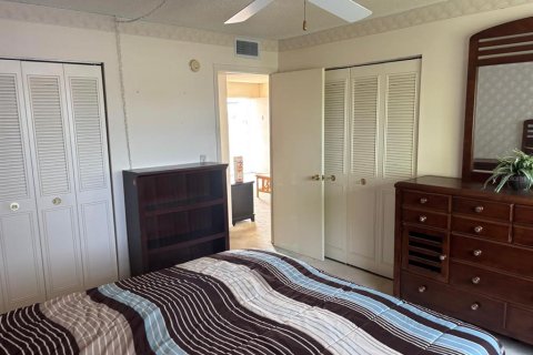 Condo in Bradenton, Florida, 1 bedroom № 2231876 - photo 9