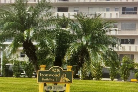 Condo in Bradenton, Florida, 1 bedroom № 2231876