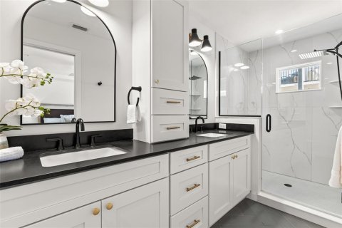 Touwnhouse à vendre à Orlando, Floride: 3 chambres, 202.62 m2 № 2428711 - photo 17