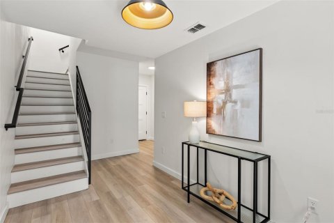 Touwnhouse à vendre à Orlando, Floride: 3 chambres, 202.62 m2 № 2428711 - photo 3