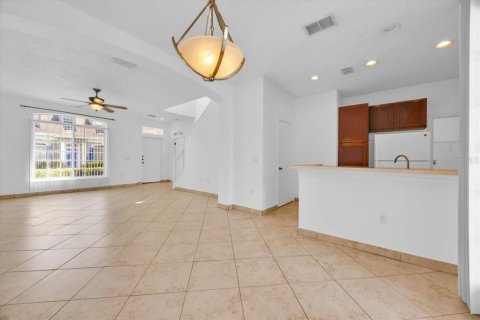 Touwnhouse à vendre à Orlando, Floride: 3 chambres, 153.01 m2 № 1900295 - photo 6