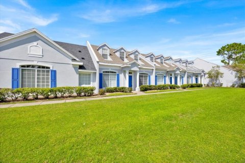 Touwnhouse à vendre à Orlando, Floride: 3 chambres, 153.01 m2 № 1900295 - photo 2