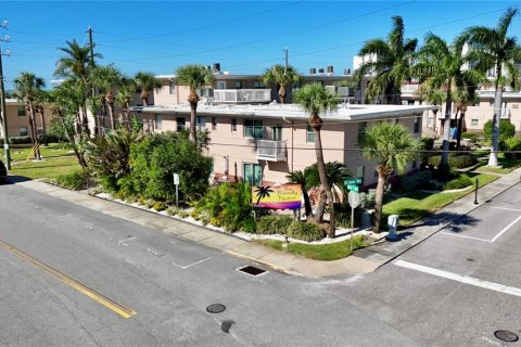 Copropriété à vendre à Saint Pete Beach, Floride: 1 chambre, 45.99 m2 № 2431682 - photo 6