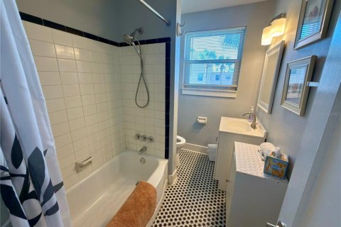 Copropriété à vendre à Saint Pete Beach, Floride: 1 chambre, 45.99 m2 № 2431682 - photo 26