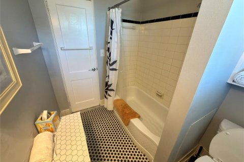 Copropriété à vendre à Saint Pete Beach, Floride: 1 chambre, 45.99 m2 № 2431682 - photo 27