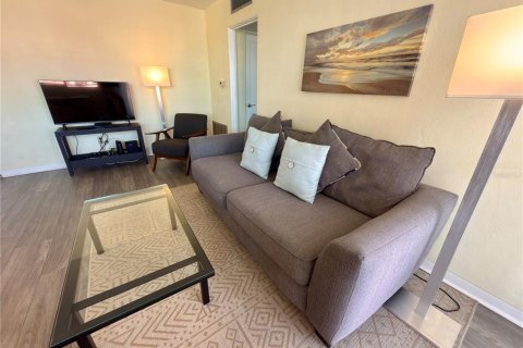 Copropriété à vendre à Saint Pete Beach, Floride: 1 chambre, 45.99 m2 № 2431682 - photo 9
