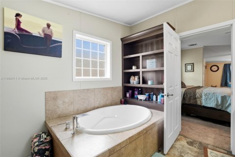 House in LaBelle, Florida 4 bedrooms № 1946173 - photo 22