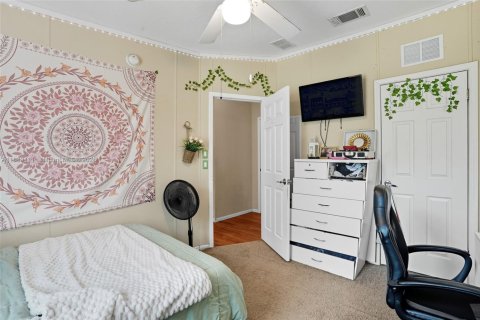 House in LaBelle, Florida 4 bedrooms № 1946173 - photo 30