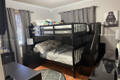 Casa en venta en Miami, Florida, 4 dormitorios, 205.96 m2 № 1965234 - foto 21