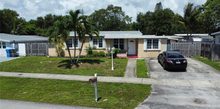 House in West Park, Florida 4 bedrooms № 1854789