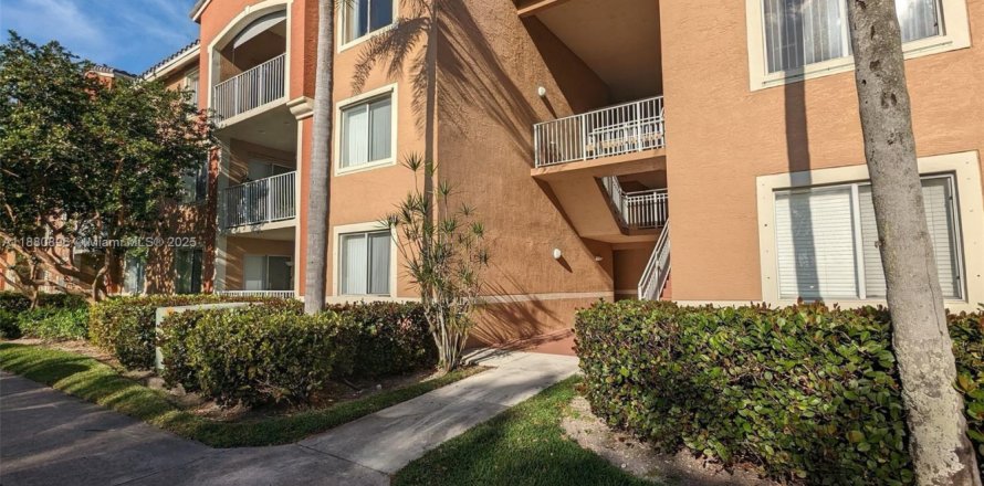 Condo à Coconut Creek, Floride, 2 chambres  № 1941607