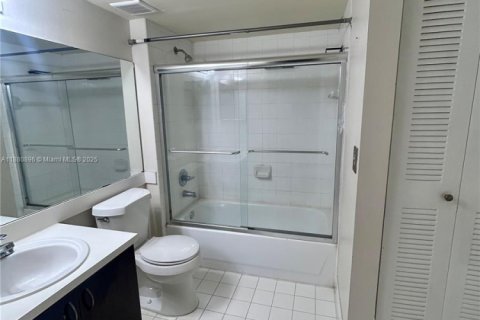 Copropriété à louer à Coconut Creek, Floride: 2 chambres, 103.31 m2 № 1941607 - photo 9