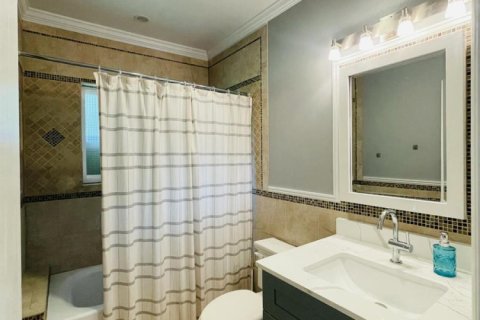 House in Palm Beach Gardens, Florida 4 bedrooms, 180.32 sq.m. № 2181377 - photo 29