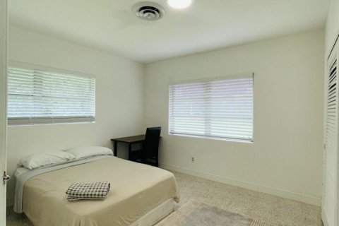 House in Palm Beach Gardens, Florida 4 bedrooms, 180.32 sq.m. № 2181377 - photo 27