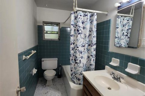 House in Gainesville, Florida 3 bedrooms, 180.6 sq.m. № 2234469 - photo 3
