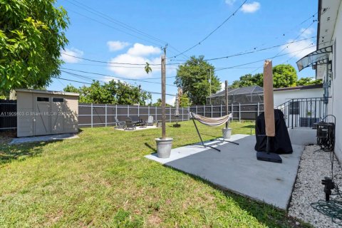Villa ou maison à vendre à North Miami Beach, Floride: 3 chambres, 103.12 m2 № 1965292 - photo 21