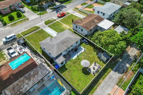 Villa ou maison à vendre à North Miami Beach, Floride: 3 chambres, 103.12 m2 № 1965292 - photo 26