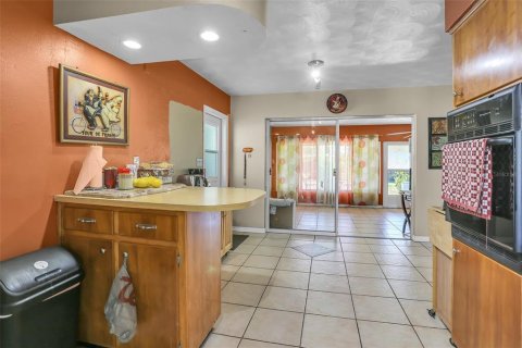 Villa ou maison à vendre à Port Charlotte, Floride: 2 chambres, 135.45 m2 № 1800152 - photo 9