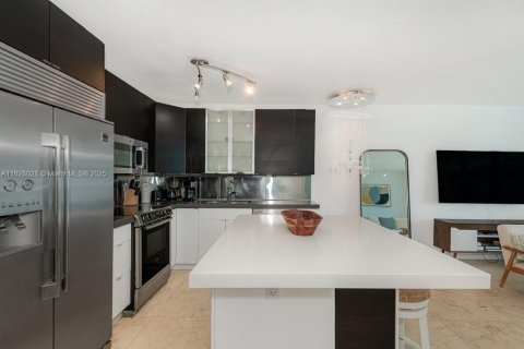 Снять в аренду кондоминиум в Майами-Бич, Флорида 1 спальня, 89.19м2, № 2035685 - фото 6