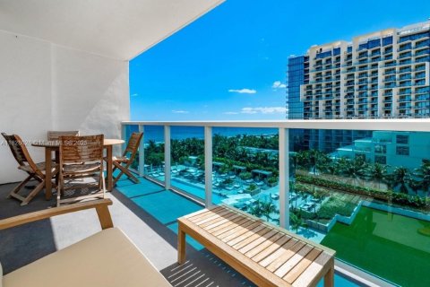 Снять в аренду кондоминиум в Майами-Бич, Флорида 1 спальня, 89.19м2, № 2035685 - фото 2