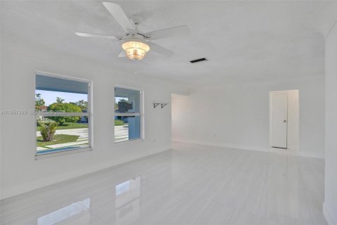 Купить виллу или дом в Мирамар, Флорида 3 спальни, 168.25м2, № 2006411 - фото 9