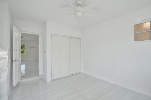 Купить виллу или дом в Мирамар, Флорида 3 спальни, 168.25м2, № 2006411 - фото 11