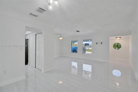 Купить виллу или дом в Мирамар, Флорида 3 спальни, 168.25м2, № 2006411 - фото 5