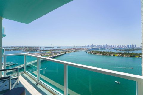 Condo à Miami Beach, Floride, 2 chambres  № 2154820