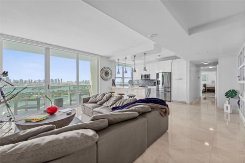 Copropriété à vendre à Miami Beach, Floride: 2 chambres, 125.51 m2 № 2154820 - photo 3