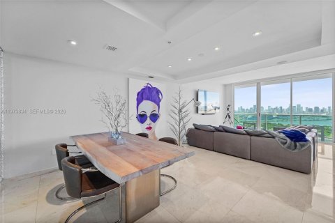 Copropriété à vendre à Miami Beach, Floride: 2 chambres, 125.51 m2 № 2154820 - photo 5
