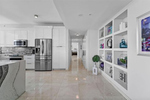 Copropriété à vendre à Miami Beach, Floride: 2 chambres, 125.51 m2 № 2154820 - photo 6