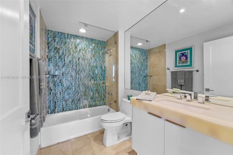 Copropriété à vendre à Miami Beach, Floride: 2 chambres, 125.51 m2 № 2154820 - photo 26
