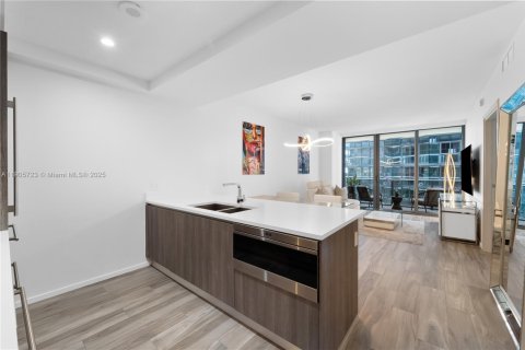 Купить кондоминиум в Майами, Флорида 1 спальня, 80.45м2, № 2013357 - фото 3