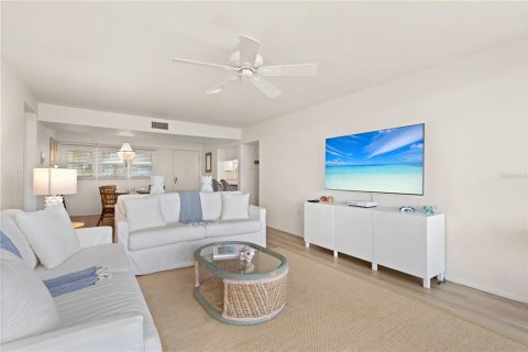 Copropriété à louer à Longboat Key, Floride: 2 chambres, 117.06 m2 № 1424500 - photo 4