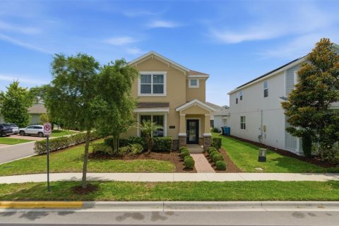 House in Orlando, Florida 4 bedrooms, 233.37 sq.m. № 2151487