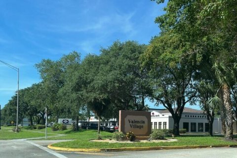 Townhouse in Davie, Florida 3 bedrooms, 147.71 sq.m. № 2267984 - photo 8