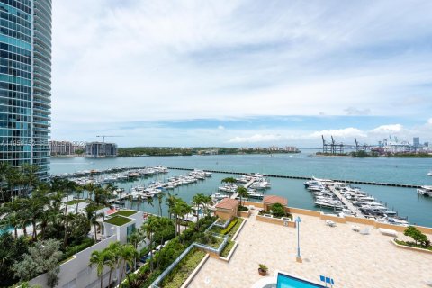 Condominio en alquiler en Miami Beach, Florida, 2 dormitorios, 104.98 m2 № 2023434 - foto 18