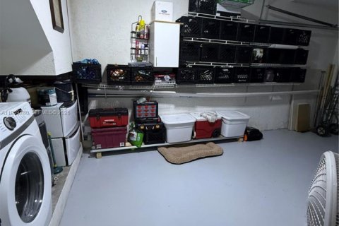 Снять в аренду таунхаус в Хомстед, Флорида 3 спальни, 127.09м2, № 2058479 - фото 21