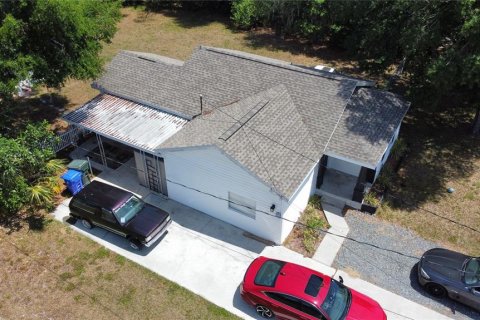 House in Lakeland, Florida 5 bedrooms, 165.64 sq.m. № 1631711 - photo 4