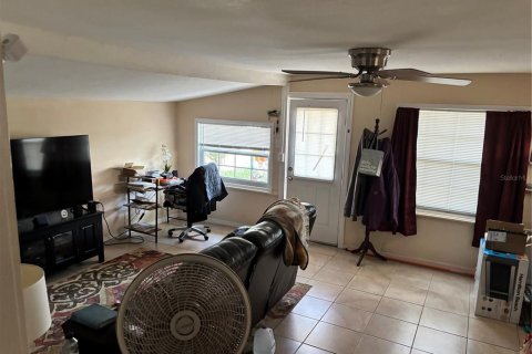 House in Lakeland, Florida 5 bedrooms, 165.64 sq.m. № 1631711 - photo 24