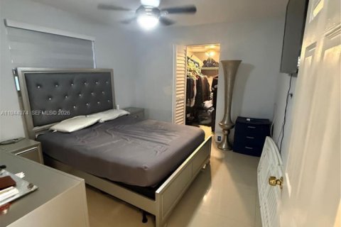 Villa ou maison à vendre à Hialeah, Floride: 3 chambres, 106.84 m2 № 2001330 - photo 7