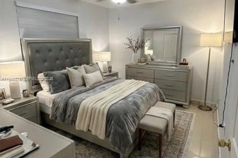 Villa ou maison à vendre à Hialeah, Floride: 3 chambres, 106.84 m2 № 2001330 - photo 11