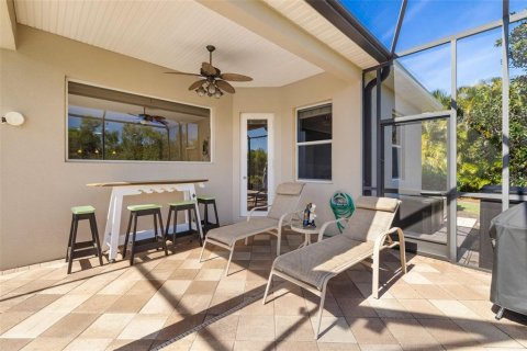 House in Bradenton, Florida 4 bedrooms, 242.75 sq.m. № 1586852 - photo 29