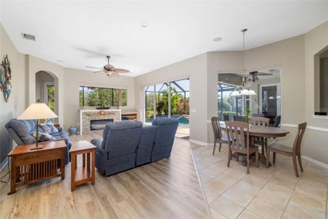 House in Bradenton, Florida 4 bedrooms, 242.75 sq.m. № 1586852 - photo 24
